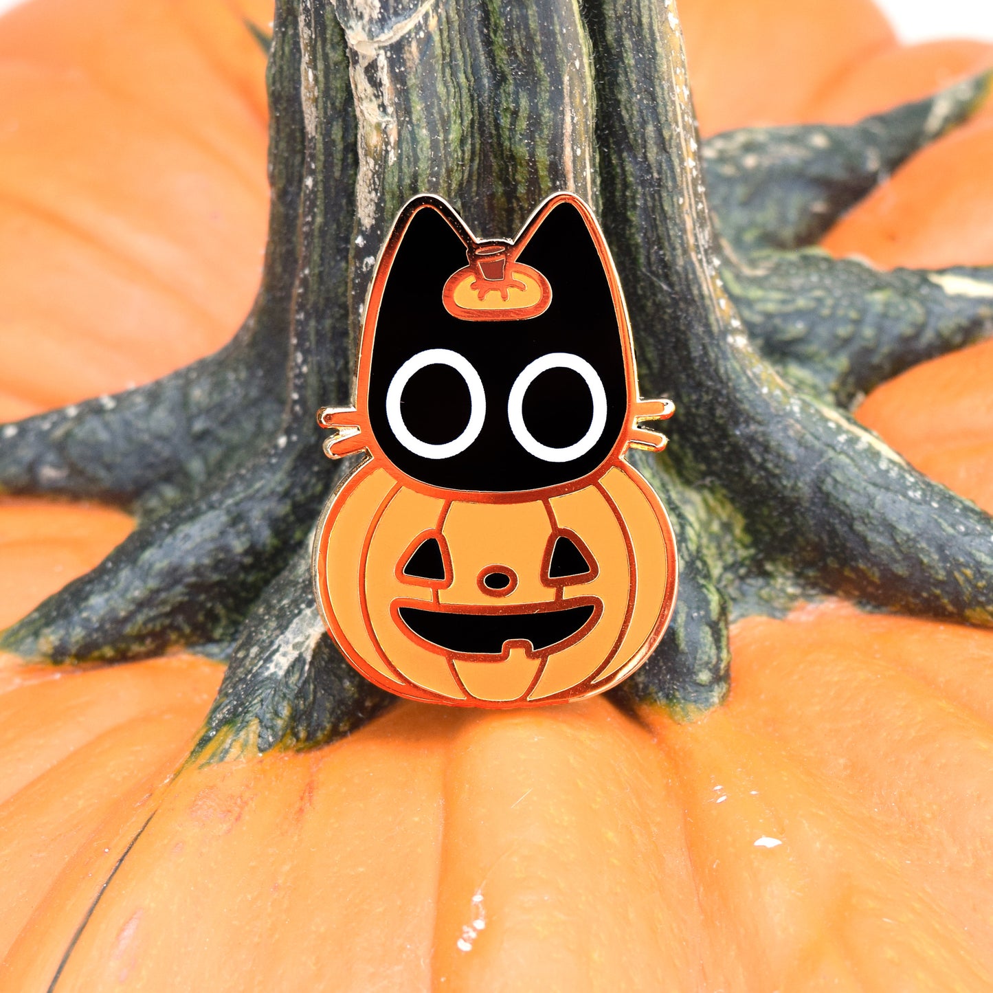 Scaredy Cat in Pumpkin Enamel Pin