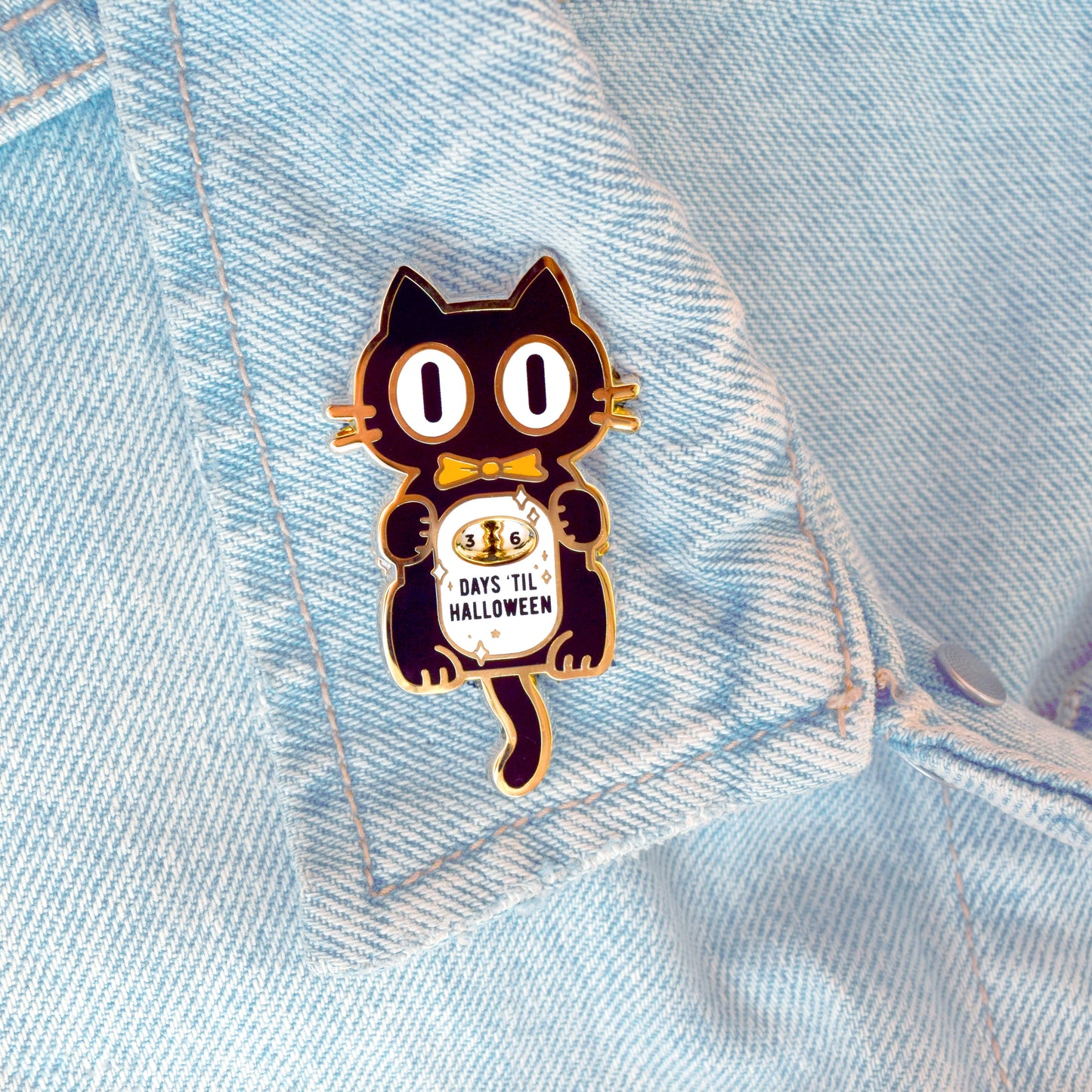 Countdown to Halloween Cat Clock Enamel Pin